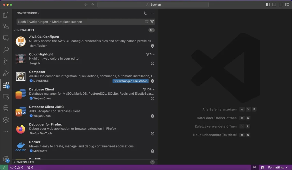 VsCode: 65 Extensions for Web development.